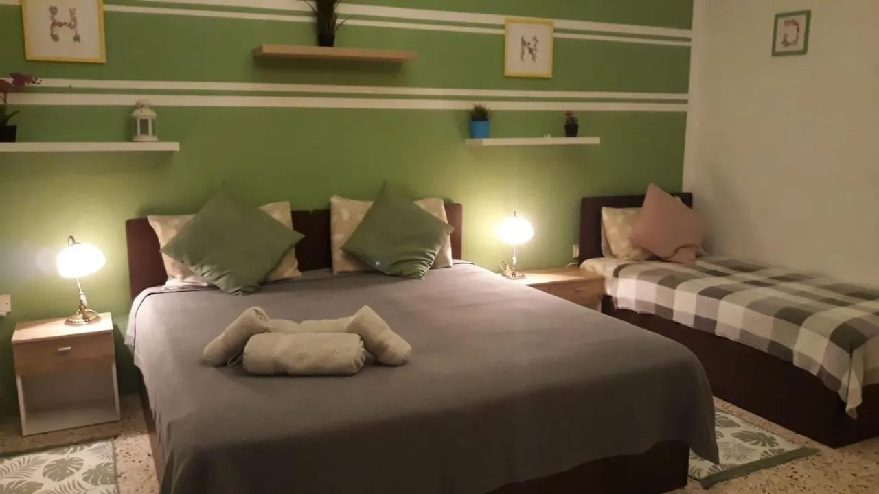 Balluta Hill House Sliema Apartment